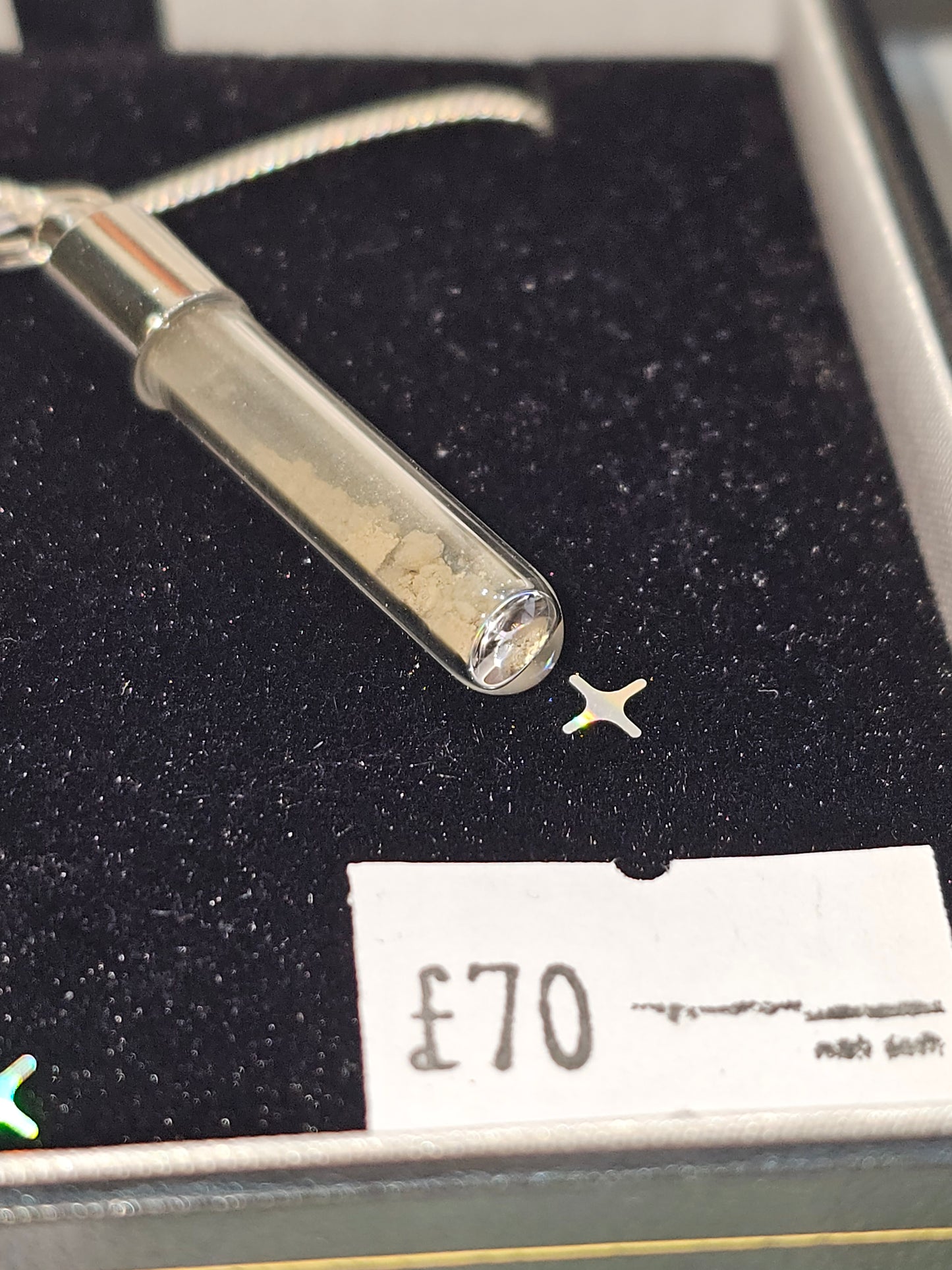 Mars Dust in a Pendent