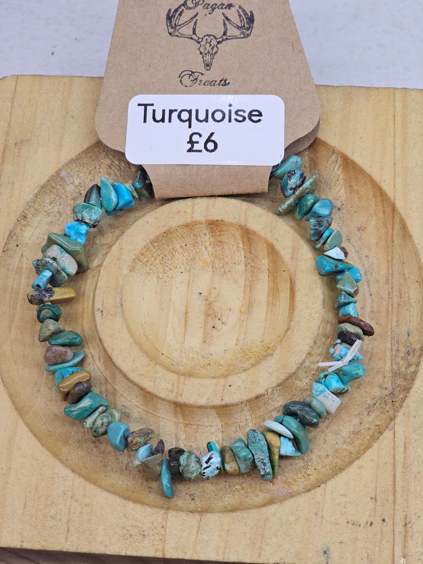 Turquoise chip bracelet