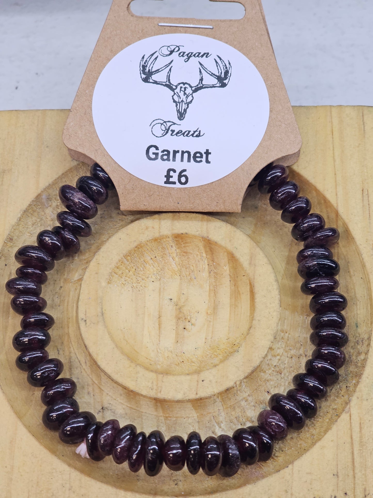 Garnet chip bracelet