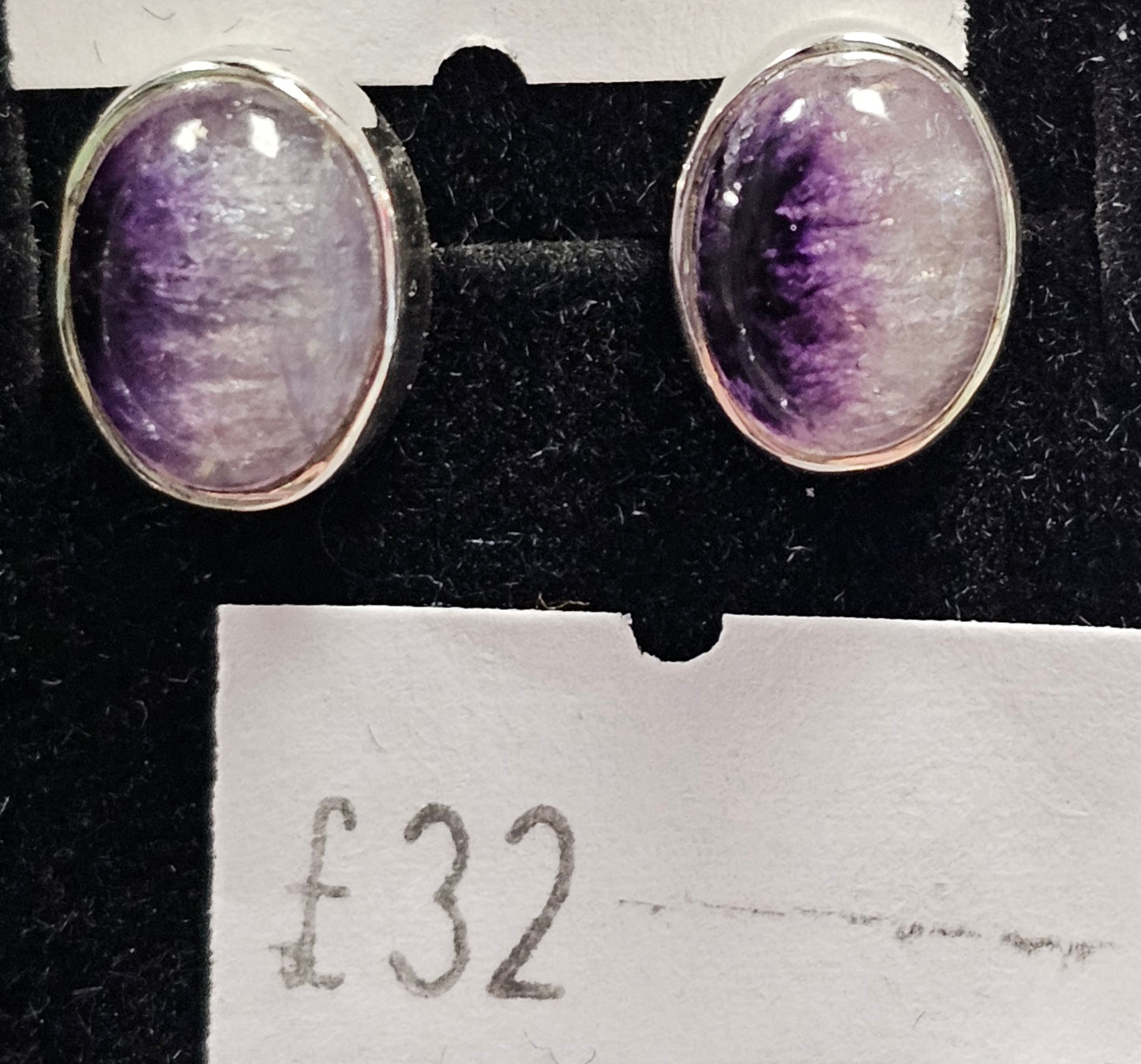 Chevron Amethyst 925 silver Stud earrings (oval)