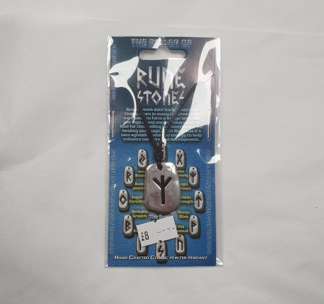 Pewter viking necklace (Algiz)