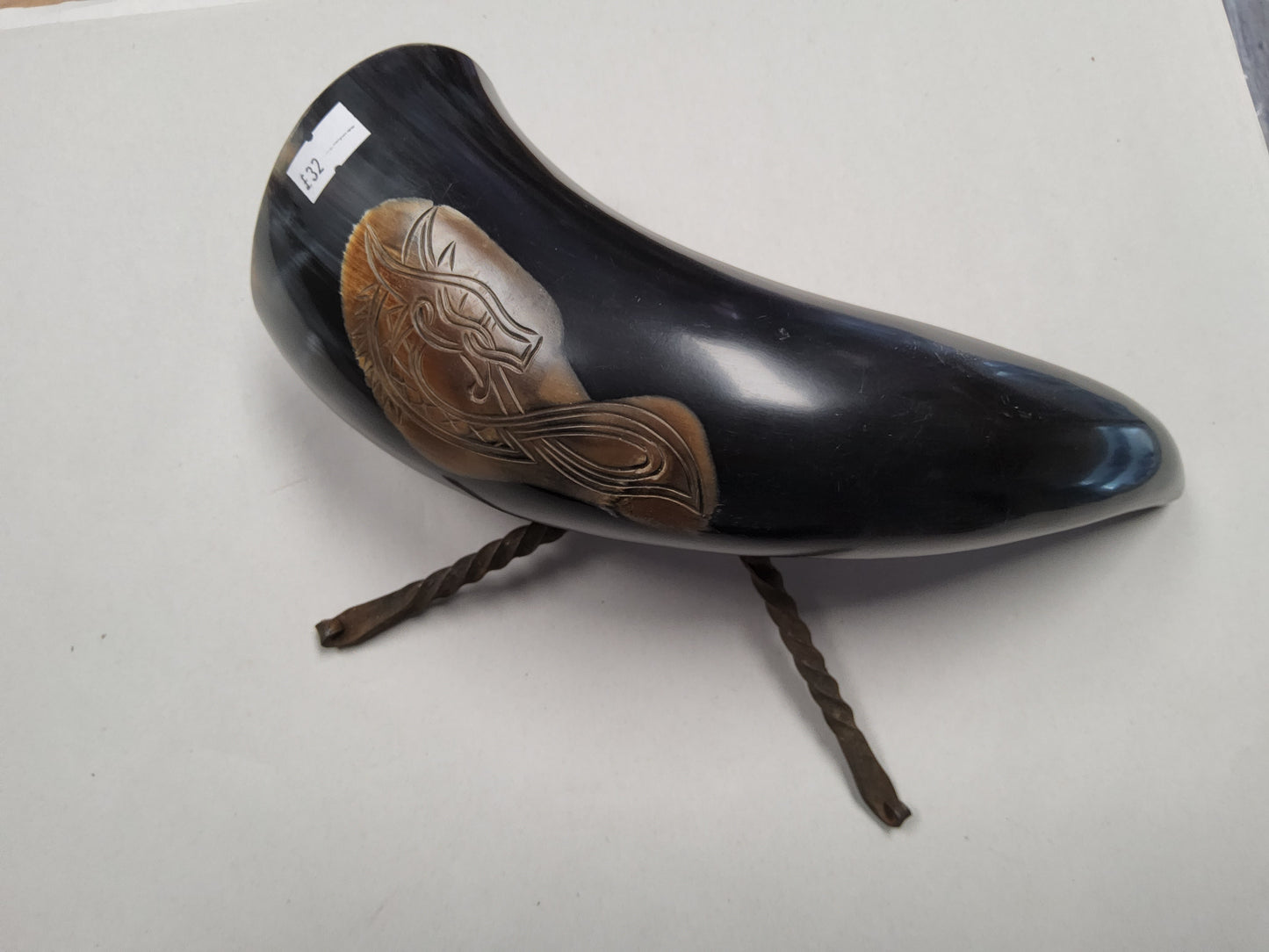 Horse carved drinking horn & stand