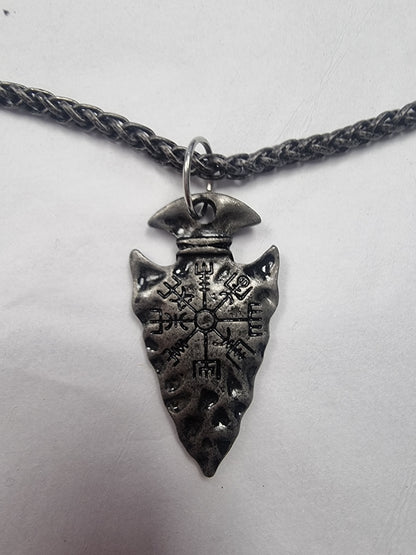 Viking Vegvisir arrow necklace