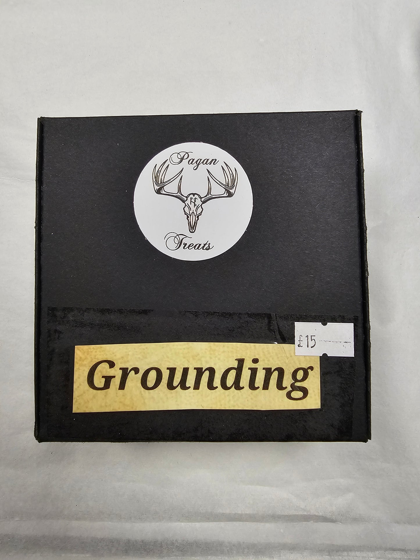 Grounding gift box