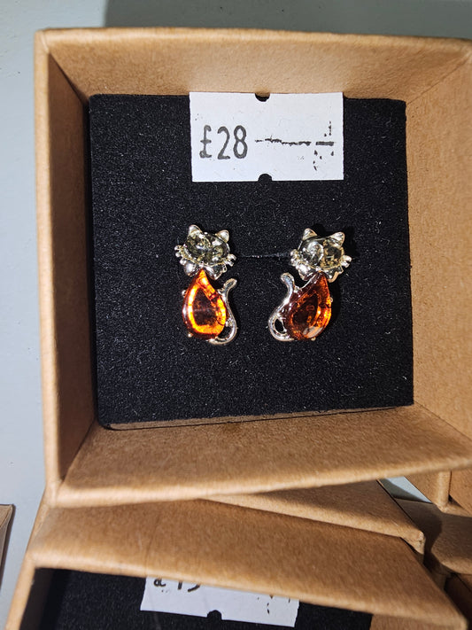 Amber cat stud earrings