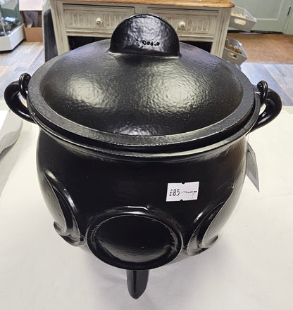 Cast Iron Cauldron with Triple Moon