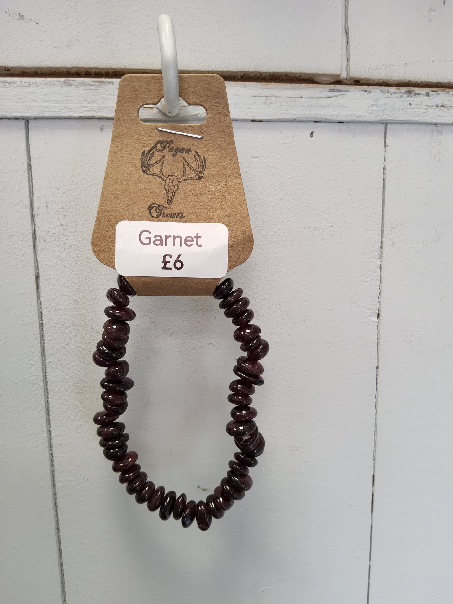 Garnet chip bracelet