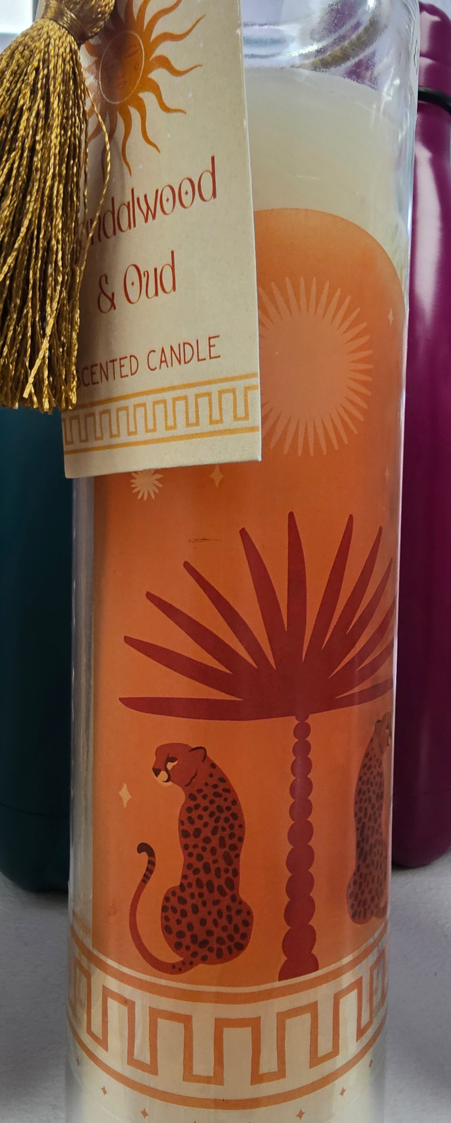 Sandalwood and Oud Scented Candle