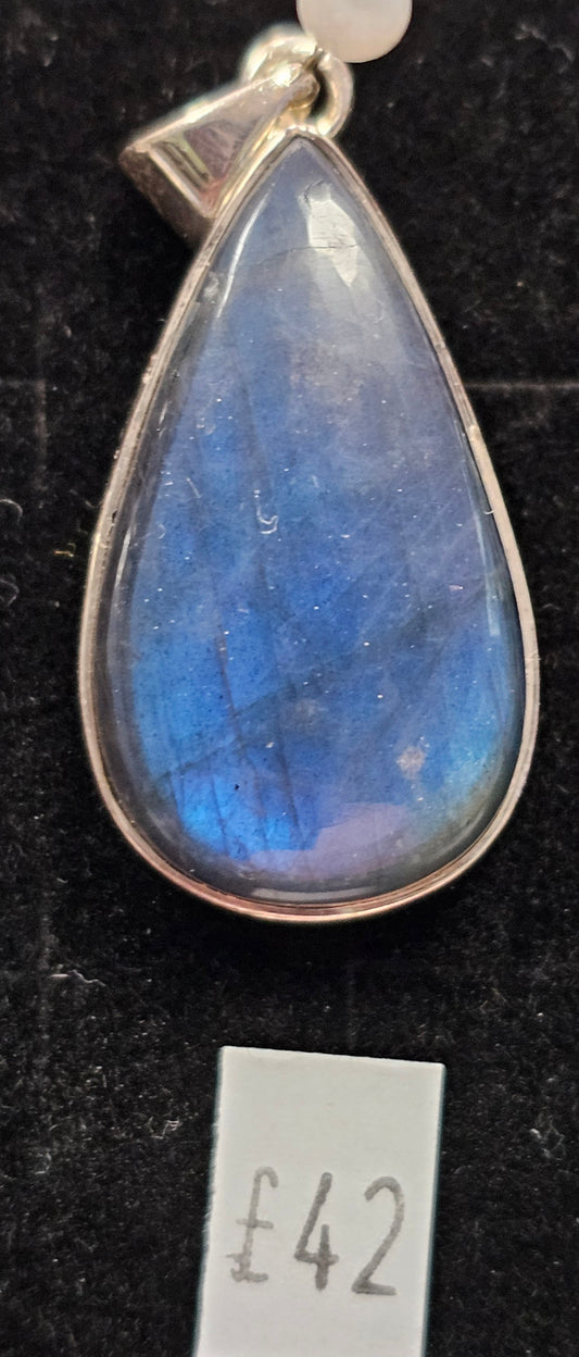 labradorite 925 Silver Pendent