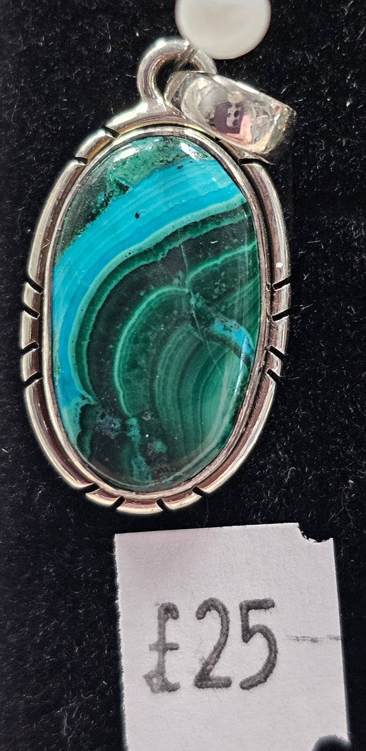Malacholla 925 Silver Pendent