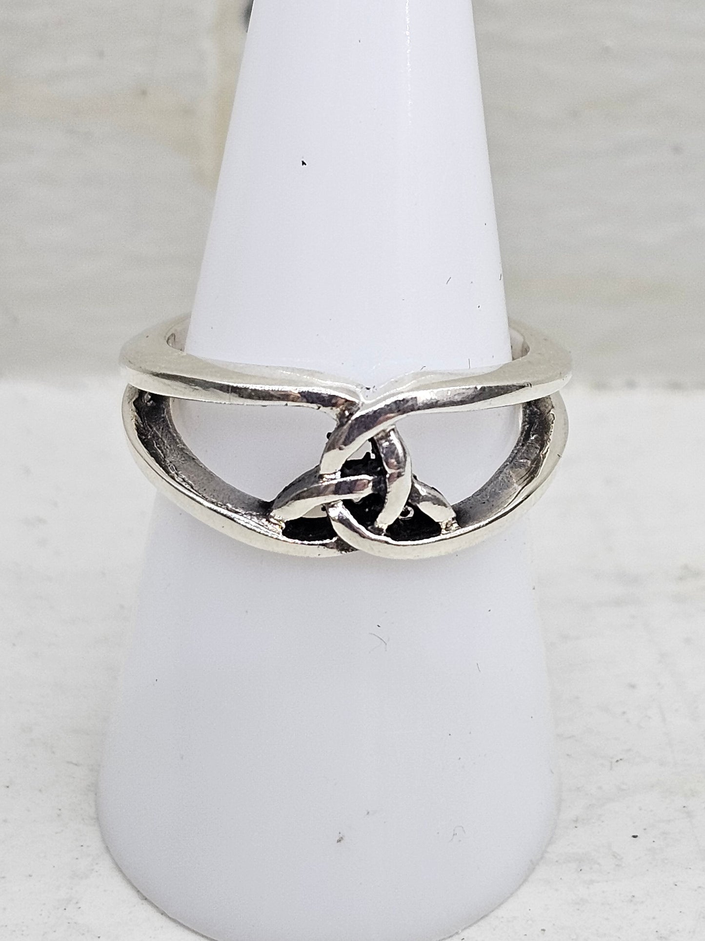Celtic Knot 925 Silver Ring Size O