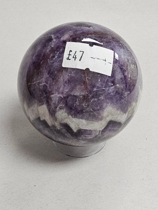Chevron Amethyst Sphere 0.4kg