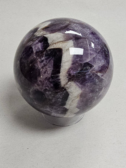 Chevron Amethyst Sphere 0.4kg