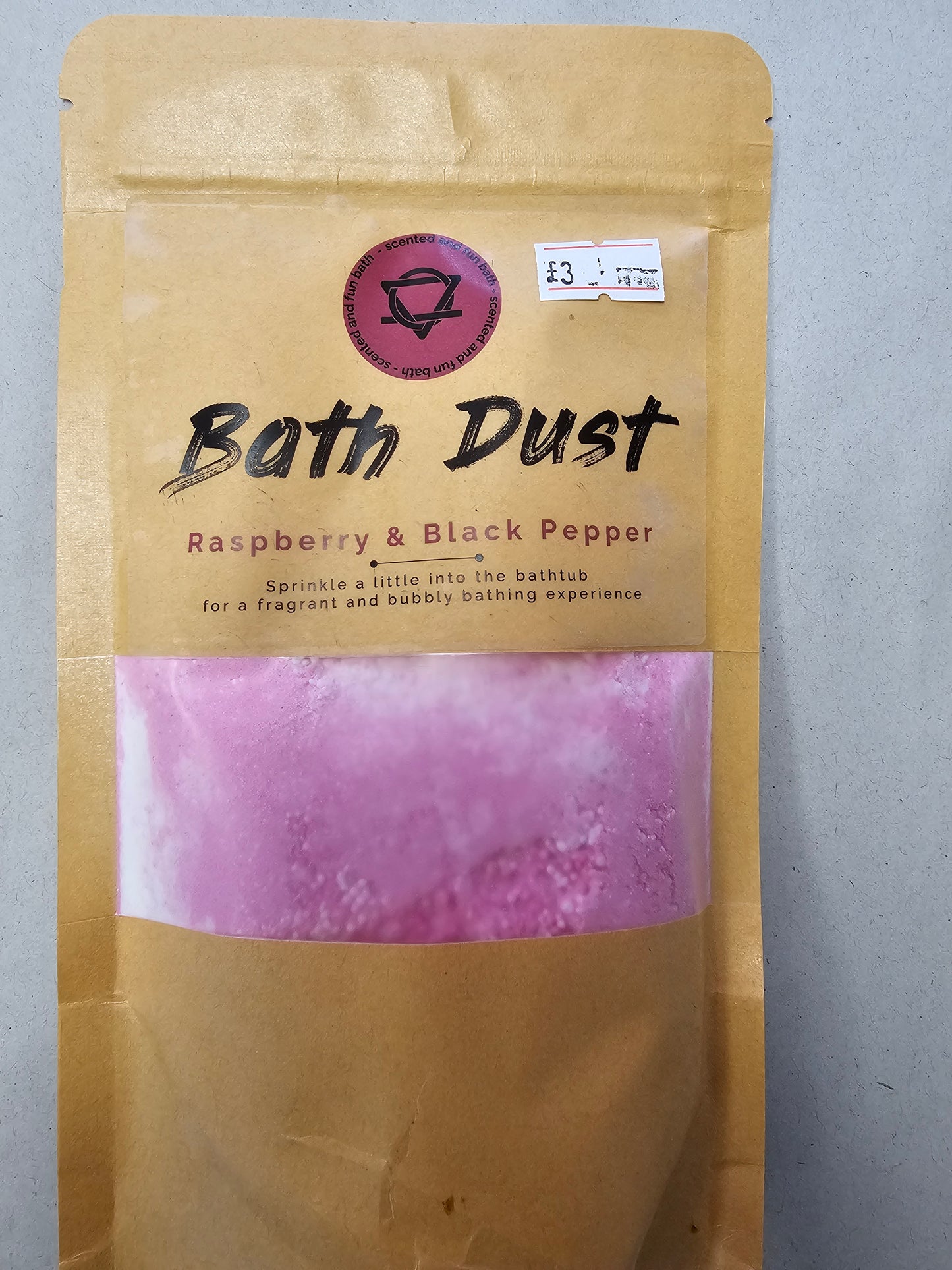 Raspberry & Black Pepper Bath Dust