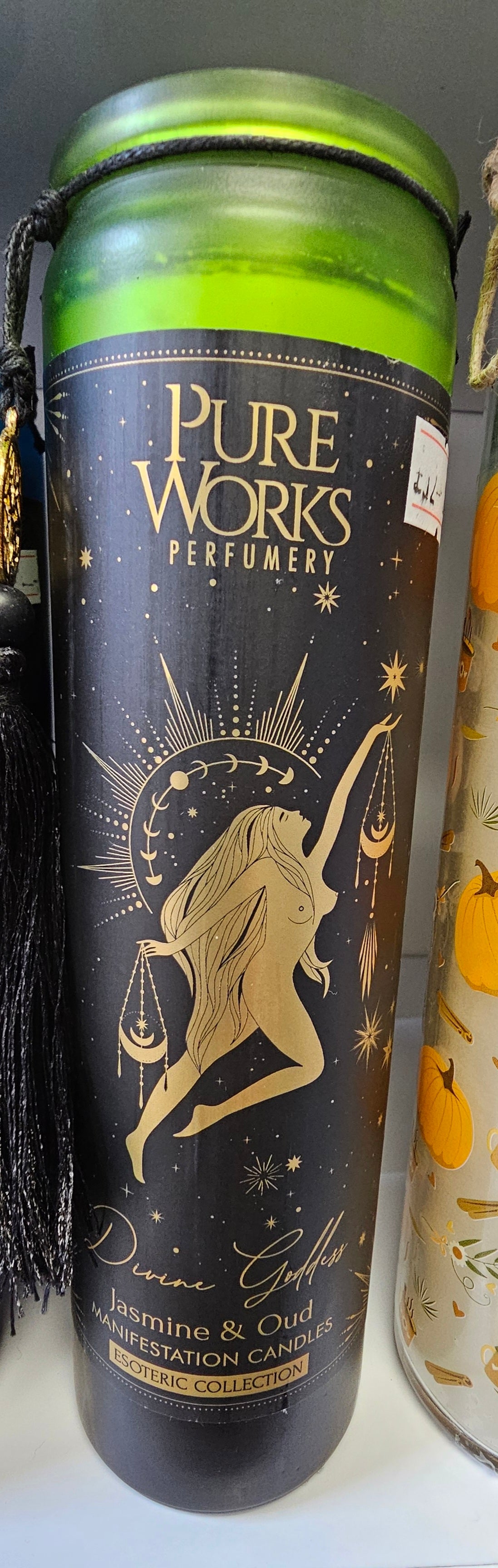 Jasmin & Oud Tube Candle