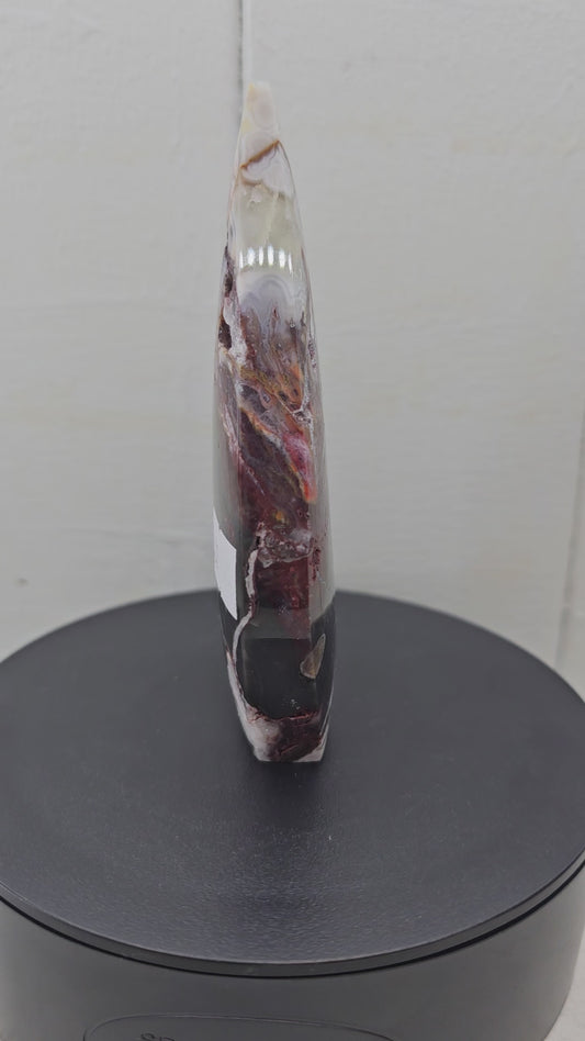 Crazy Lace Agate Carving