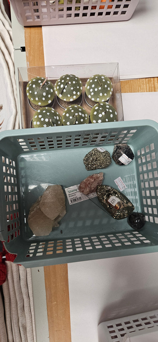 Hayley live basket