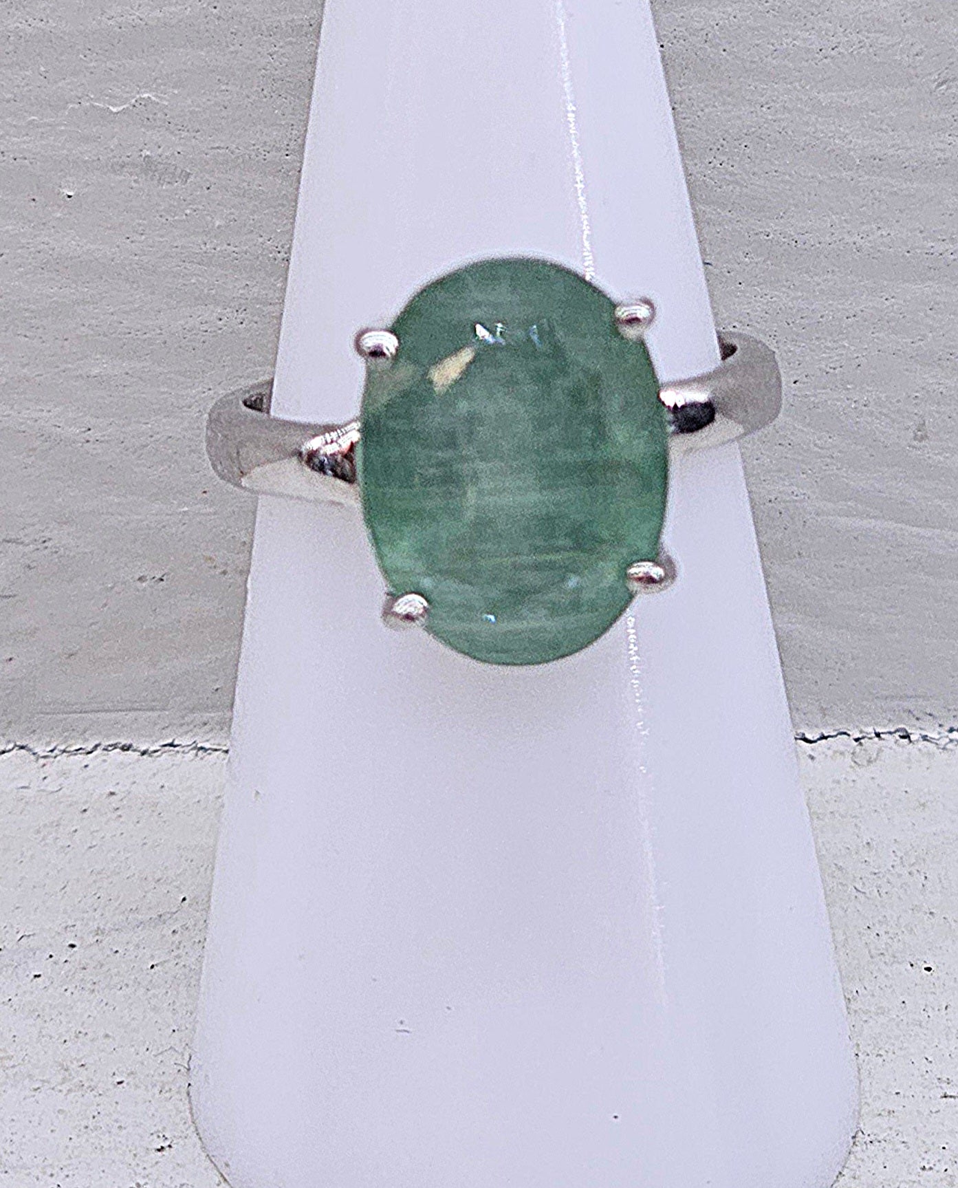 Green Kunzite 925 silver ring size N