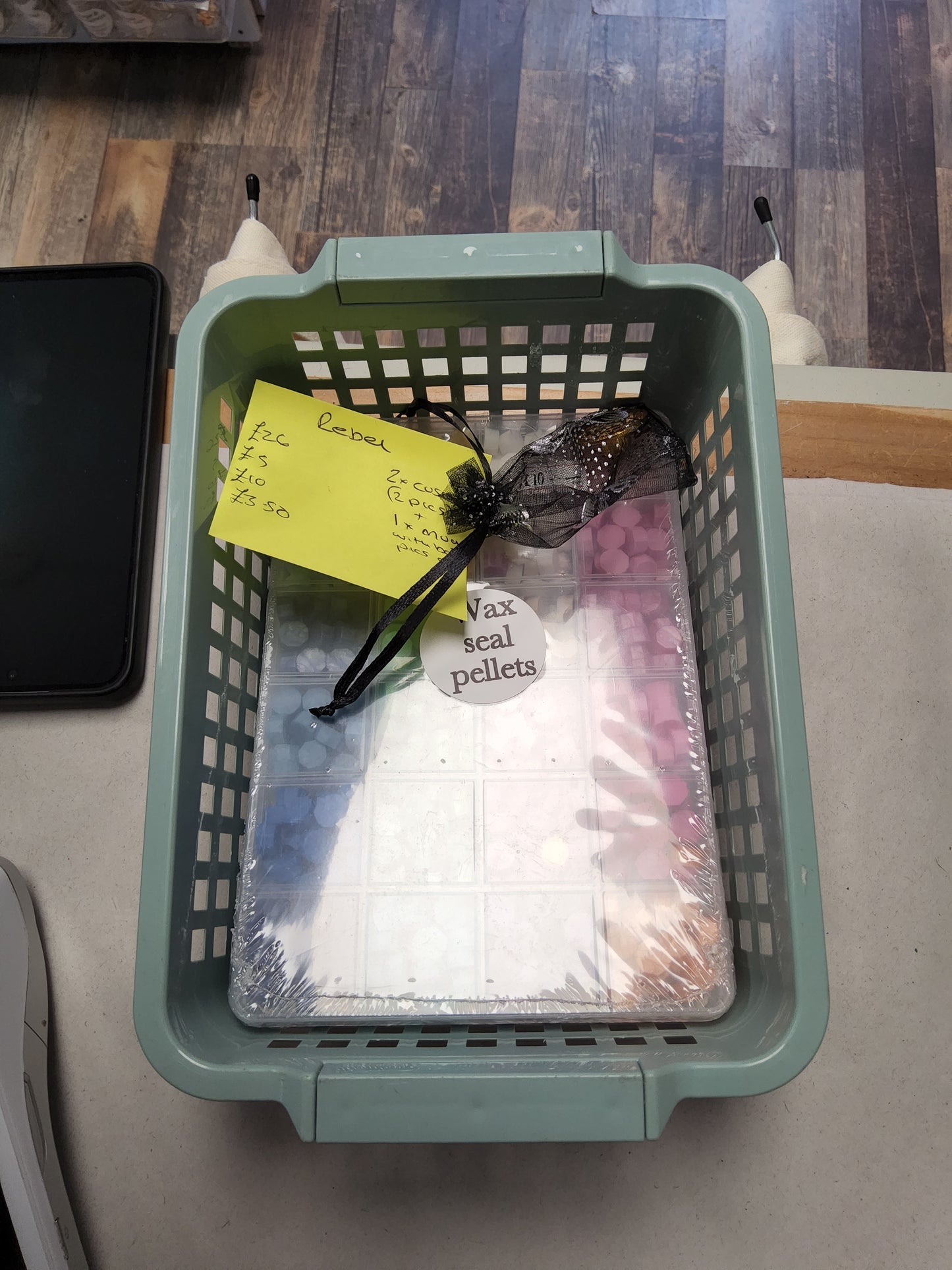 Rebels live basket