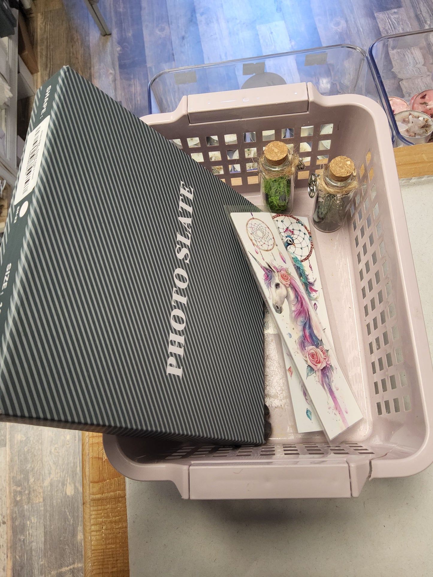 Kel's live basket